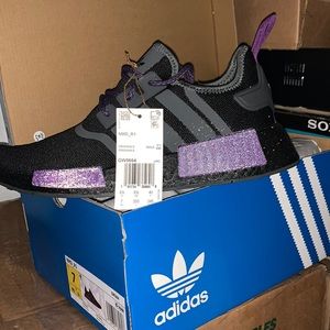 Adidas NMD_R1  black & purple  Mens 7  Womens 8.5 NIB  Never Worn